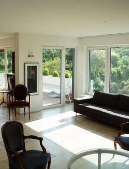 Großzügige 4-Zimmer-Wohnung mit 2 Balkonen und Einzelgarage in Essen-Stadtwald - provisionsfrei - Essen