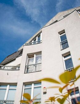 TOP-Lage in Schlachtensee ++ VERMIETTES INVESTMENT ++ 3 BALKONE ++ 3-ZIMMER ++ NAHE MEXIKOPLATZ ++ - Berlin