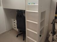 Hochbett SMÄSTAD Ikea mit Schreibtisch, Schrank und Regalen - Nagold Zentrum