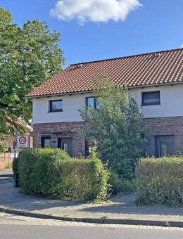 Langenhagen-Godshorn - angenehm Leben in gesuchter Lage - junges RMH mit 4 Zimmern, kl. Garten & Carport - Langenhagen
