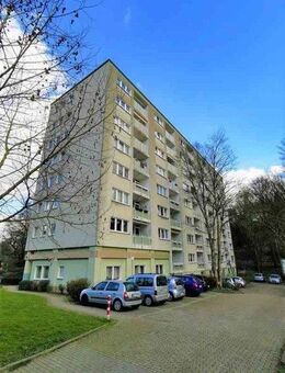 Neviges: Helle 2-Zimmer-Wohnung mit Balkon - Velbert