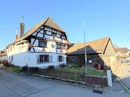 Historisches Zweifamilienhaus mit großem Bauplatz in naturverbundener Lage! - Efringen-Kirchen