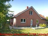 Saniertes Wohnhaus, Teilkeller, Fußbodenheizung, 2 Bäder, elektrische Außenjalousien (Solar) - Hechthausen