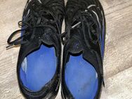 Gebrauchte/Stinkende Fussballschuhe - Stuttgart