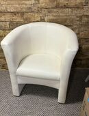 Zu verschenken 2 x weiß 1 x braun in 80993