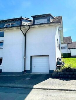 Dreifamilienhaus in ruhiger Lage von Schönau - Wenden