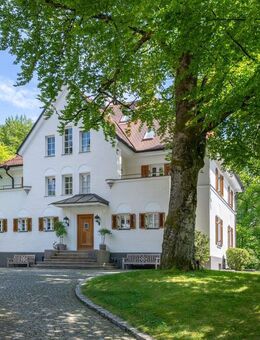 Prinz-Ludwigs-Höhe: Beeindruckende Altbau-Villa mit 6 Schlafzimmern in Bestlage - München