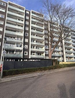 Attraktive 3,5-Zimmer-Eigentumswohnung mit Balkon und Personenaufzug im gepflegten Mehrfamilienhaus - Essen