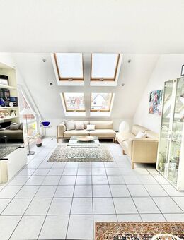 Tolle Maisonette-Wohnung im Dachgeschoss - Stuttgart