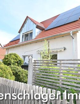Perfekter Altersruhesitz! Großzügige 2-Zimmer-Wohnung in top saniertem Haus in Neumarkt - Neumarkt (Oberpfalz)