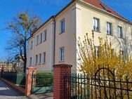 Individuelle neu sanierte 4-Zimmer Dachwohnung mit Einbauküche - Dessau-Roßlau Waldersee