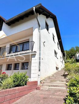 Wohnen & Vermieten - Zweifamilienhaus mit Rendite-Chance in ruhiger Lage - Schmelz