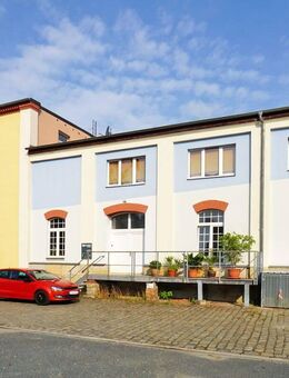 ruhige 3-Zimmer-Wohnung - Balkon + Kamin - Heidenau (Sachsen)