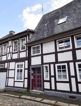 Zwei zusammengelegte Fachwerkhäuser nahe der Kaiserpfalz... - Goslar