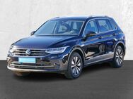 VW Tiguan, 1.5 TSI Move, Jahr 2023 - Lehrte