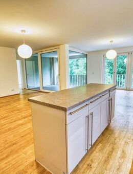Exklusive 4,5-Zimmer Wohnung (99?m²) mit Loggia ??2.OG & Blick ins Grüne?? - Waldshut-Tiengen