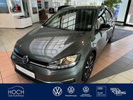 VW Golf, 1.5 TSI VII IQ DRIVE OPF Side Assis, Jahr 2020 - Gladenbach