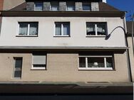 Solides Mehrfamilienhaus mit Baugrundstück für ein weiteres Mehrfamilienhaus - Duisburg