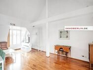 IMMOBERLIN.DE - Fantastische Dachgeschosswohnung mit Westterrasse, Galerieambiente + Lift in gefragter Lage - Berlin