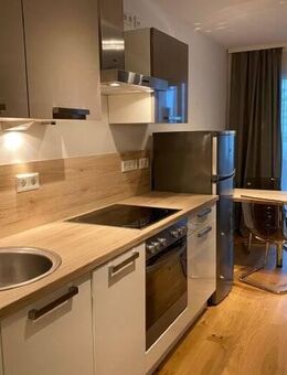 ++ 1,5-Zi-Whg mit Einbauküche & Loggia ++ - Nürnberg