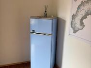 Kühlschrank hellblau (Kühl-/Gefrierkombination, im stilechten Retro-Design) - Garmisch-Partenkirchen