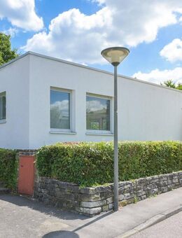 HANDWERKER AUFGEPASST: Bungalow in TOP-Lage von Leo-Warmbronn - BEZUGSFREI! - Leonberg (Baden-Württemberg)