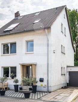 Hürth-Efferen! Einfamilienhaus mit vielen Gestaltungsmöglichkeiten mit Garten und Naturschwimmteich! - Hürth