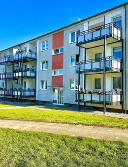 Umfassend renovierte Wohnung mit XXL-Balkon - Dortmund