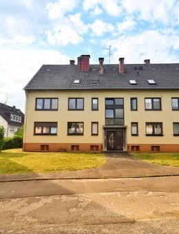 3 Zimmerwohnung mit Balkon und Garage in guter Lage - Bergisch Gladbach