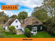 Strandnahe Reetdachkate (mit zwei Ferienwohnungen) in Goting - Nieblum