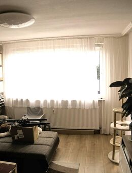 Großzügige 4,5-Zimmer-Eigentumswohnung mit zwei Balkonen in ruhiger Lage - Hochheim (Main)