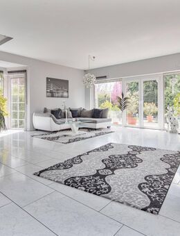 Repräsentatives Familienanwesen mit hoher Lebensqualität und vielen Nutzungsmöglichkeiten - Schwabach