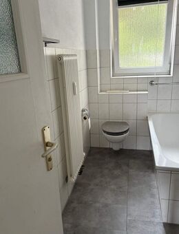 Schöne helle und sofort verfügbaren, 3 Zimmerwohnung zu vermieten - Kutzleben