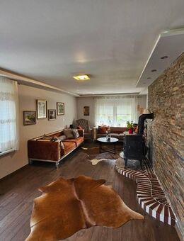 Einfamilienhaus mit viel Platz in Schortens - Schortens