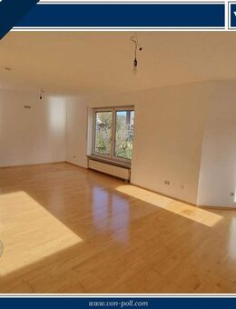 Gepflegtes Einfamilienhaus mit 2 Garagenstellplätzen in ruhiger bevorzugter Altdorf-Wohnlage - Altdorf (Nürnberg)