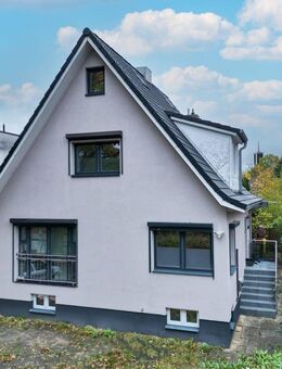 Vermietete Doppelhaushälfte: Gute Kapitalanlage in Eidelstedt - Hamburg