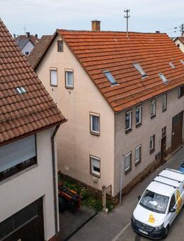 Stadthaus mit Scheune in Fellbach - ca. 570?m² Entwicklungspotenzial für Visionäre - Fellbach