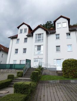 Top sanierte 3-Raum-Wohnung mit Dachterrasse und Stellplatz - Krauthausen