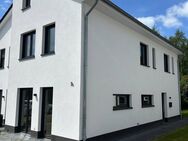 Haushälfte im Grünen mit 5 Zimmern - Echem