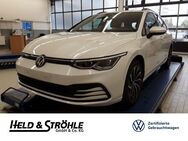 VW Golf Variant, 1.5 Life eTSI, Jahr 2023 - Neu Ulm