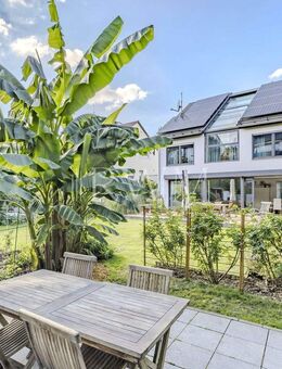 Exklusives Architekten-Haus in exponierter Lage am Killesberg mit lichtdurchflutetem Galeriekonzept - Stuttgart