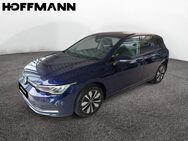 VW Golf, 2.0 TDI Life, Jahr 2023 - Pößneck