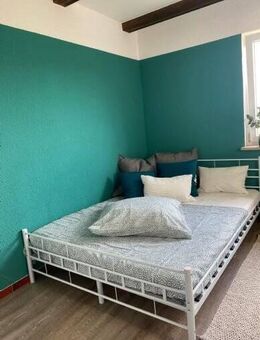 Möbliertes Shared Apartment mitten in Stuttgart ab 01.01.2026 - Stuttgart