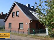 Charmantes Einfamilienhaus mit großem Grundstück - ländliche Idylle trifft auf Wohnkomfort!! - Passow (Mecklenburg-Vorpommern)