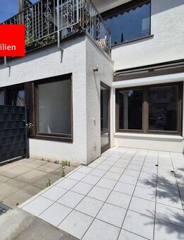 Terrassenwohnung mit 2 Parkplätzen - Bad Soden (Taunus)