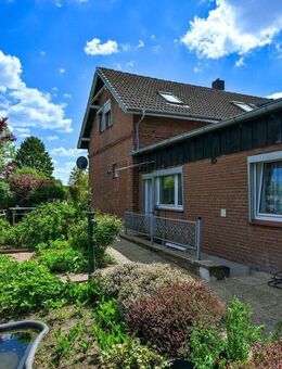 Schönes, individuelles Einfamilienhaus mit Einlieger-/Gästewohnung am Ortsrand zu Travemünde – nahe der Ostsee - Ratekau