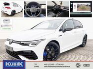 VW Golf, 2.0 TSI R Black Style Performance D, Jahr 2023 - Halle (Saale)