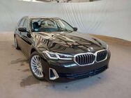 BMW 520 d Touring Luxury Line ABSTANDST. LASER PANO - Seubersdorf (Oberpfalz)