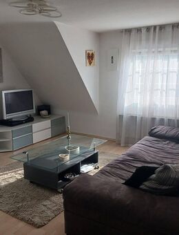 Helle 2 Zimmerwohnung mit großer Loggia - Egelsbach