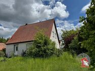 Wohnhaus in ruhiger Lage in Petersaurach OT, Baugrundstück auf VB gleich nebenan - Petersaurach
